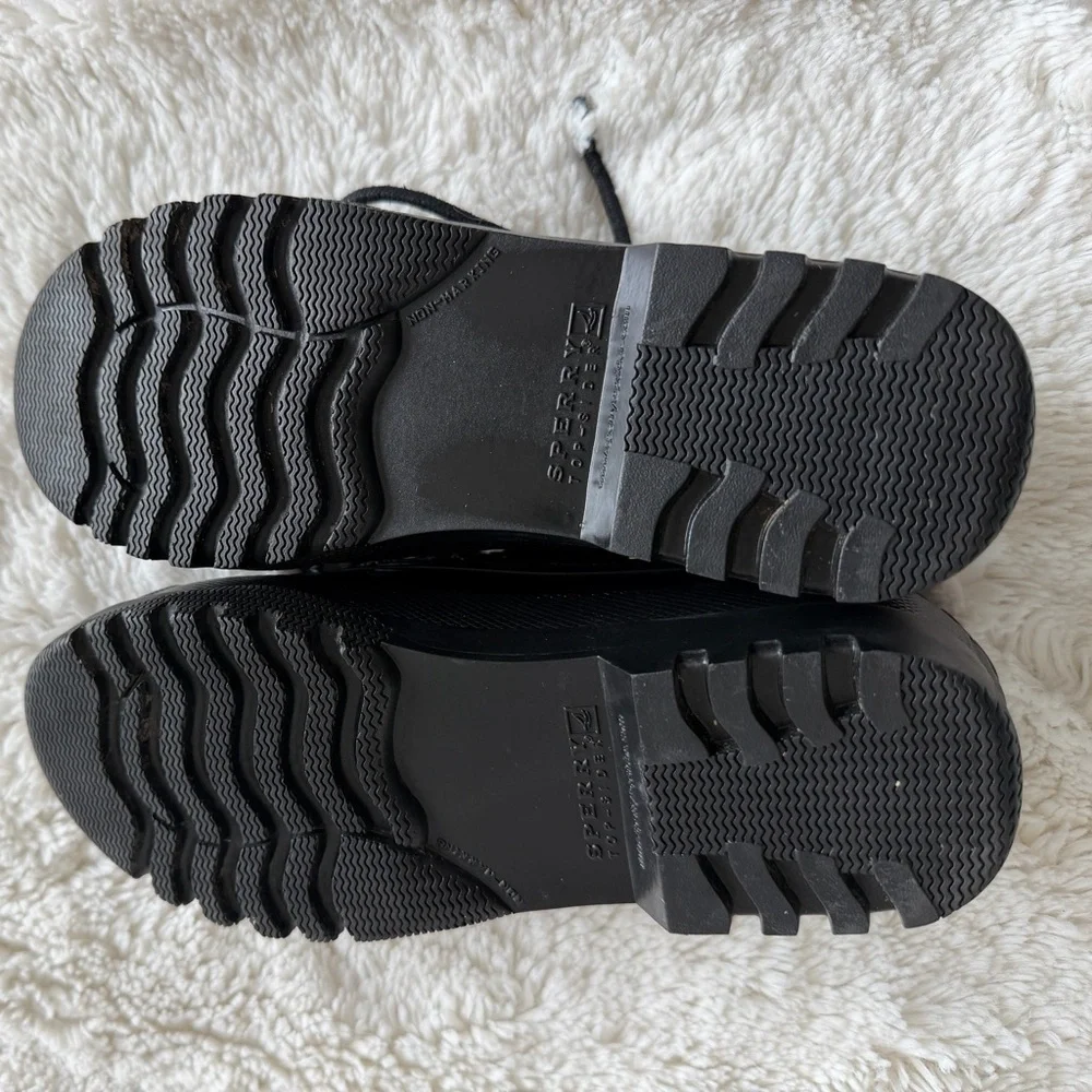 Sperry Top-Sider Black Quilted Duck Boots Waterproof Fleece Lined Women’s 5 1/2